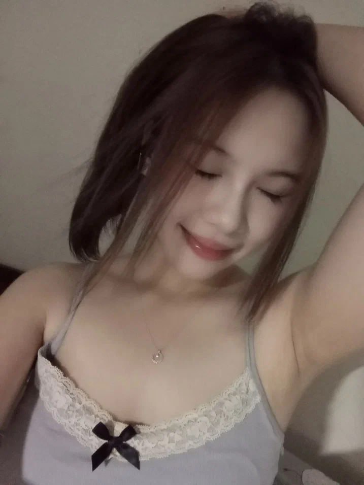 Asian slut Honoka Orihara gets creampied in a insatiable Japanese gangbang! See her ending messy japan xxx action! Stunning Japanese milf, Honoka Orihara, gets down and sloppy with 2 impatient guys who enjoy suckling on her rock hard